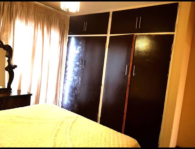 3 BEDROOM FLAT FOR SALE IN VEREENIGING CENTRAL